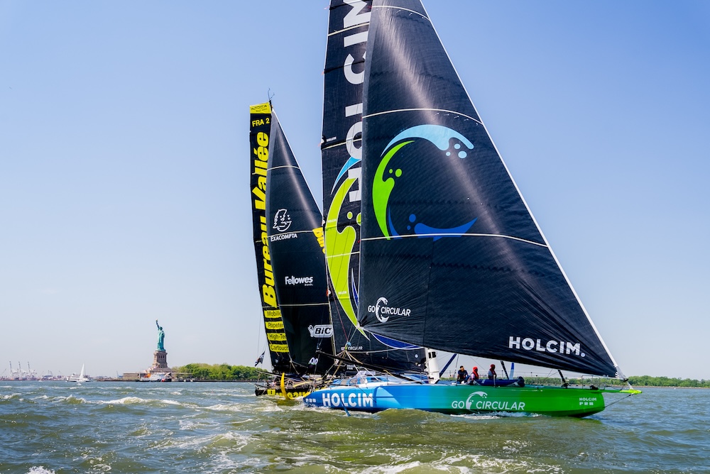 Holcim-PRB puts on a show in front of the Statue of Liberty.